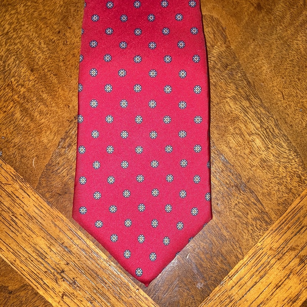 Christian Dior tie.